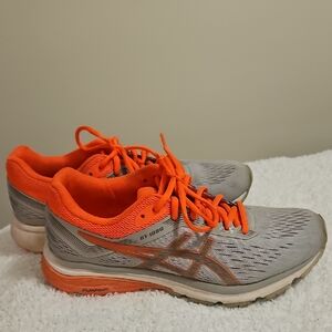 Asics GT-1000 7 Women's Running Shoes.